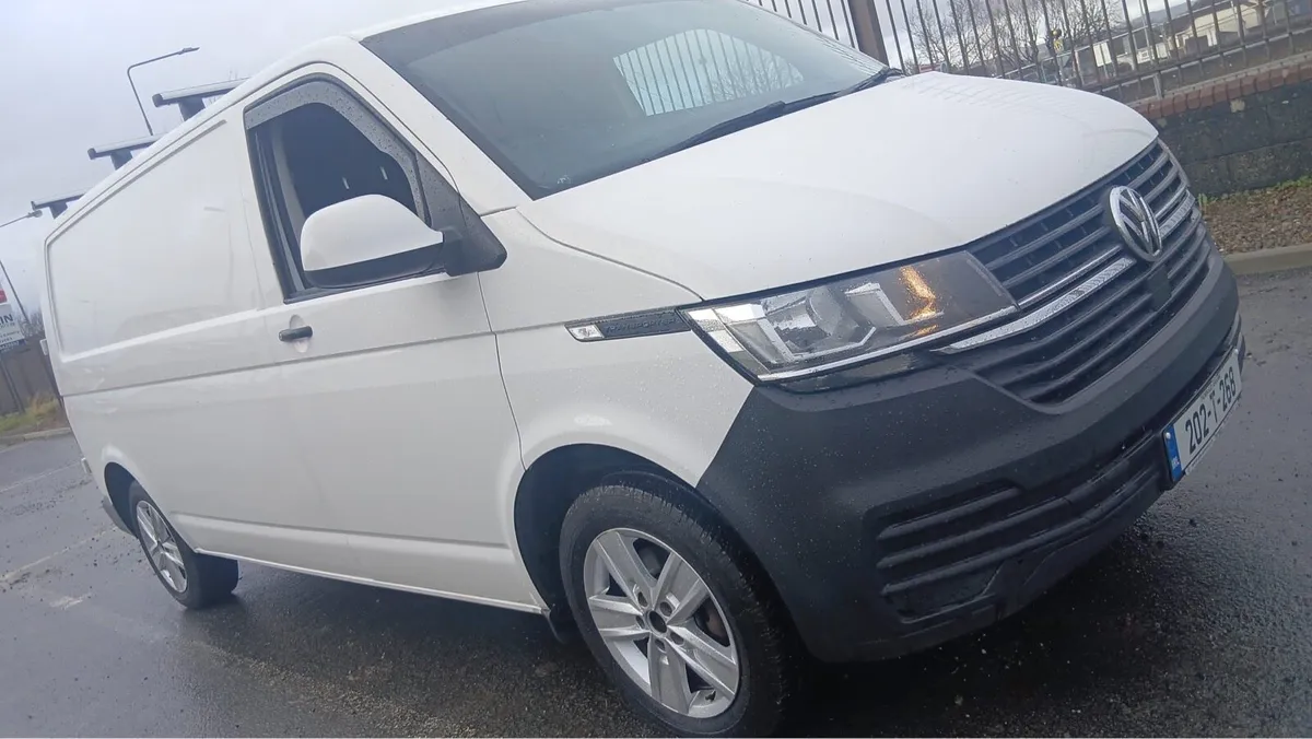 2020 Volkswagen transporter lwb - Image 3