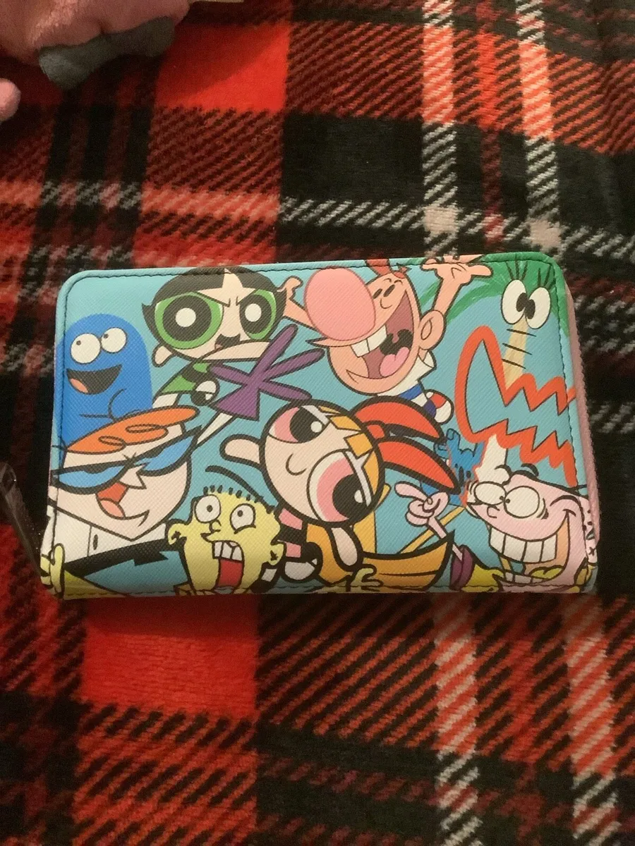 NEW LOUNGE FLY BAG AND PURSE, 5 FUNKO POPS . - Image 4