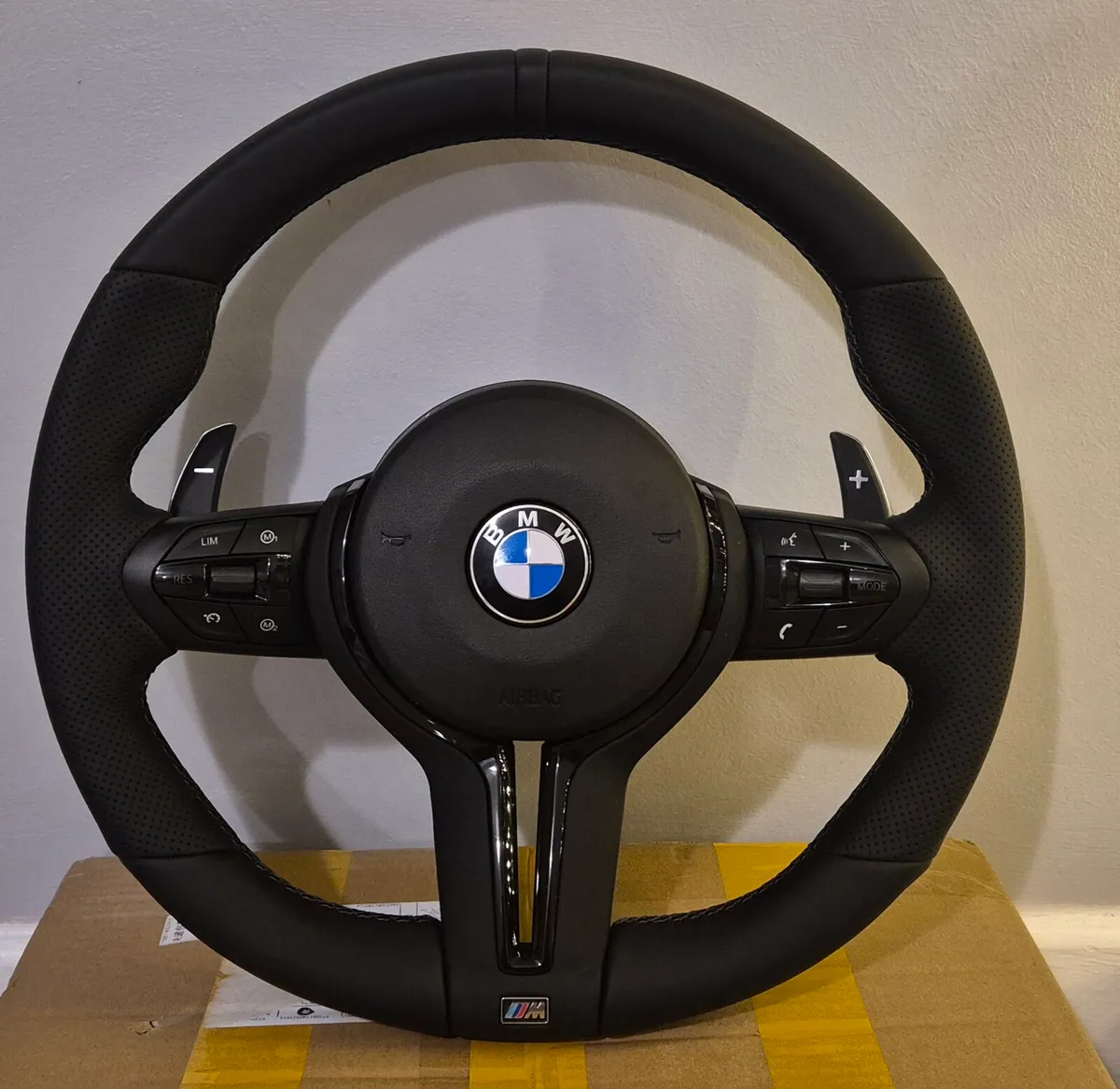 Bmw steering wheel upgrades - Image 1