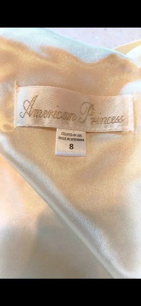 Beautiful Girls Silk Floral Dress (Age 8-9) - Image 3