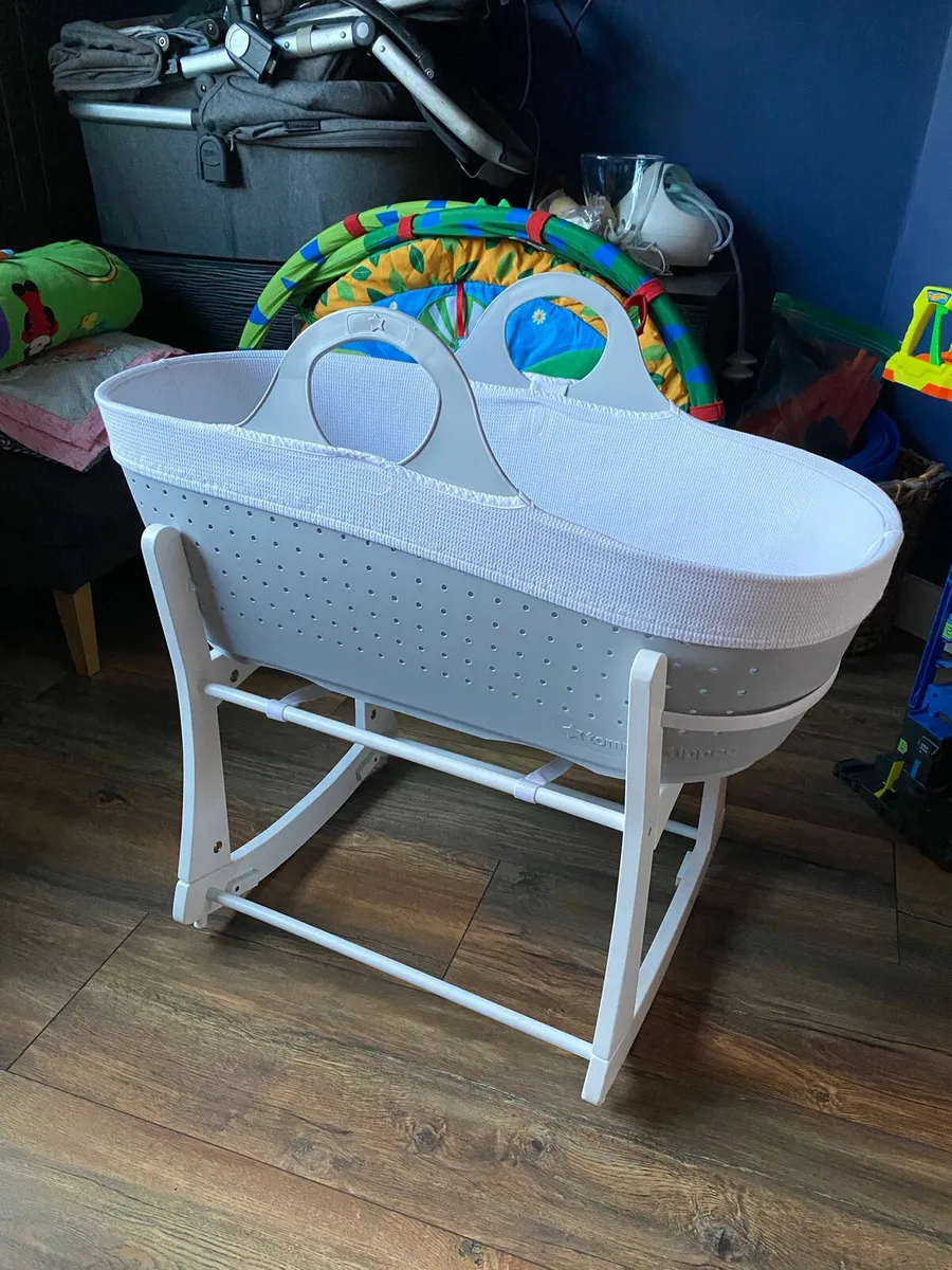 Tommee Tippee Sleepee Moses Basket (Grey) & Stand - Image 1