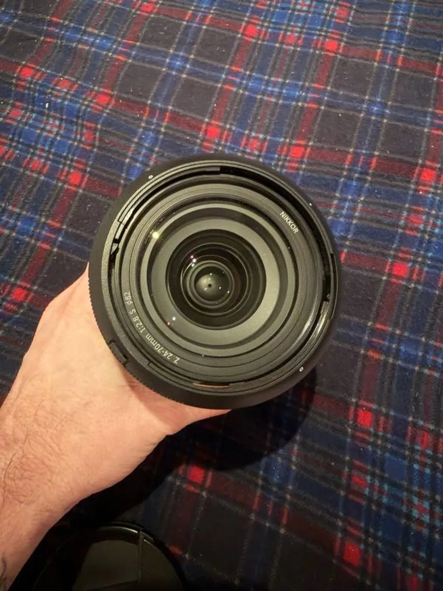 Nikon Nikkor Z 24-70mm f/2.8 S - Image 2