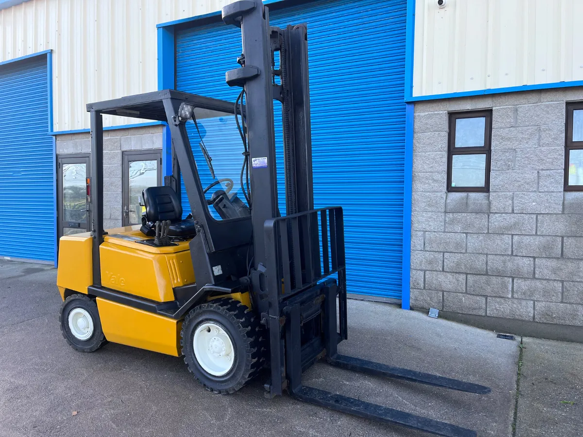 Forklift - Image 2