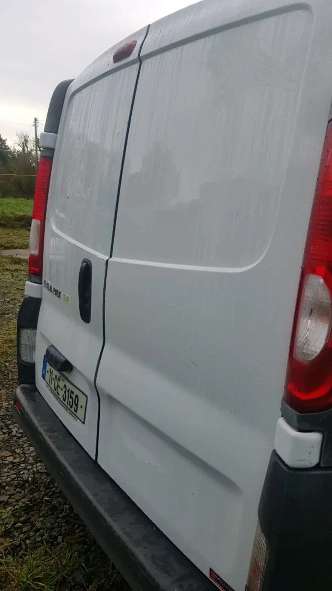 Renault Traffic - Image 2