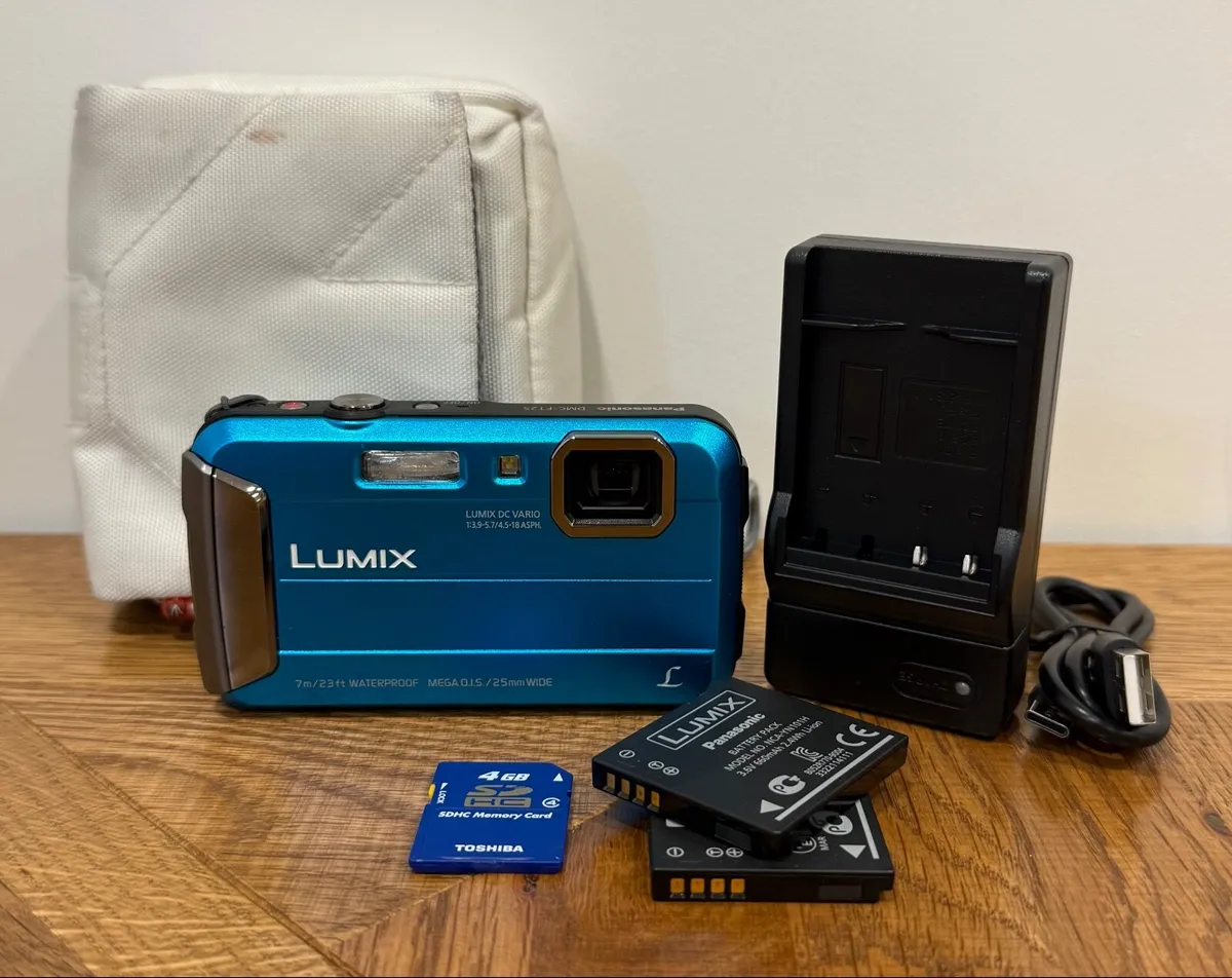 Panasonic Lumix DMC-FT25 Waterproof Digital Camera - Image 1