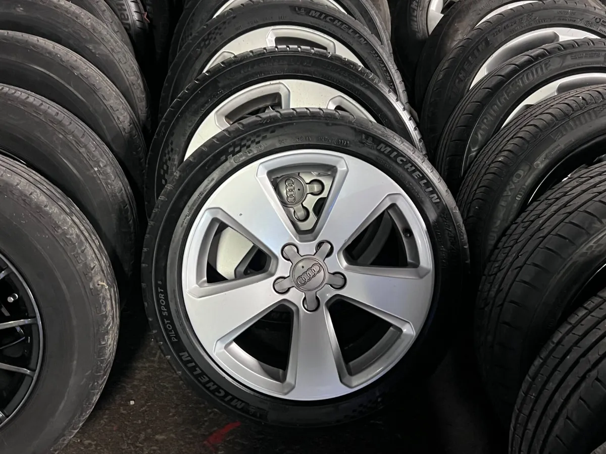 Audi  Original genuine  factory s line sport - Image 1