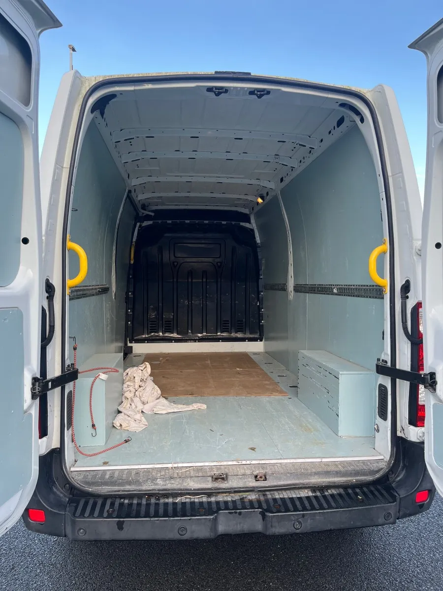 Renault Master 2016 - Image 3