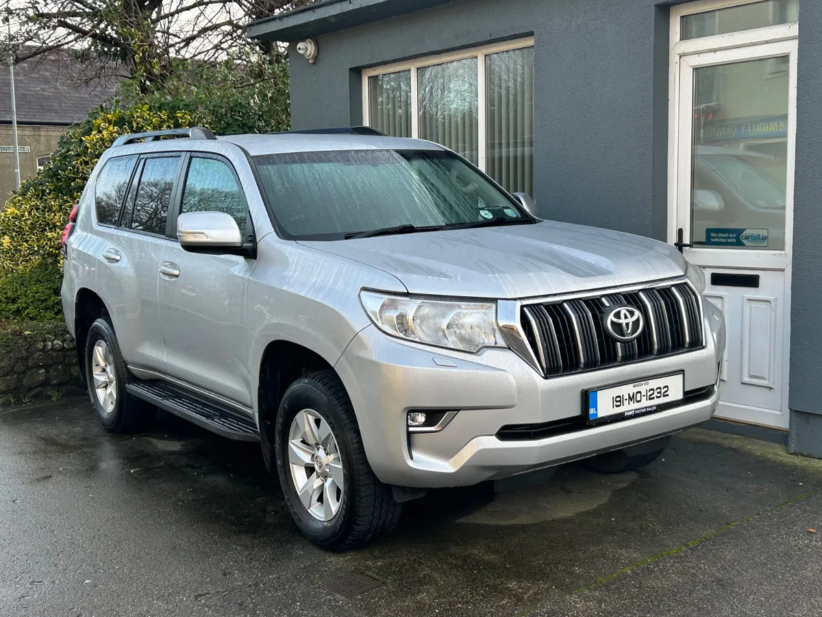 191 TOYOTA LANDCRUISER 2.8 LWB MANUAL = LOW MILES - Image 2