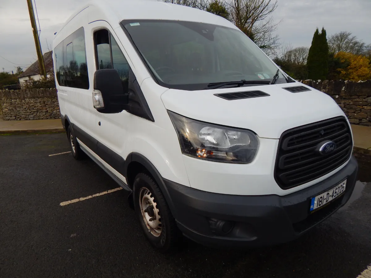 Ford Transit 2018 minibus 2.2  12 seater - Image 2