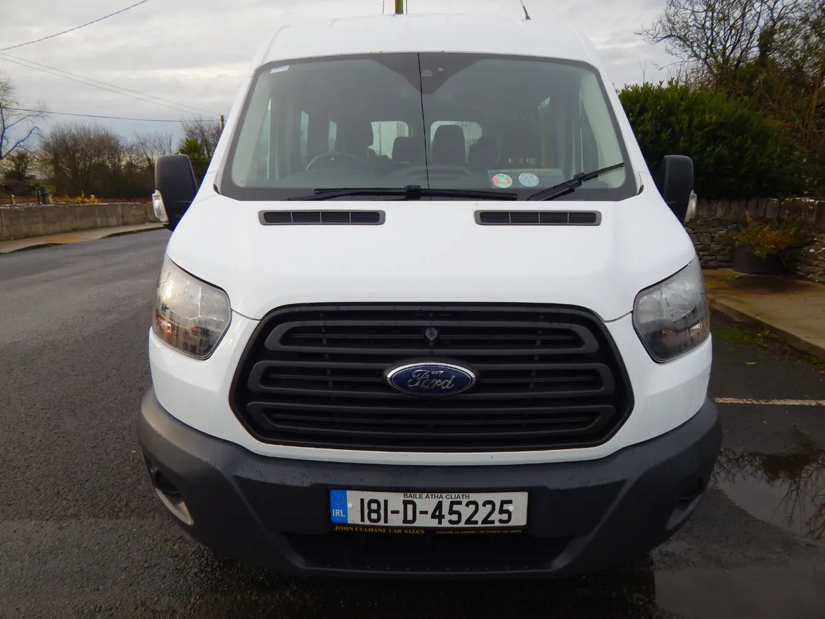 Ford Transit 2018 minibus 2.2  12 seater - Image 3