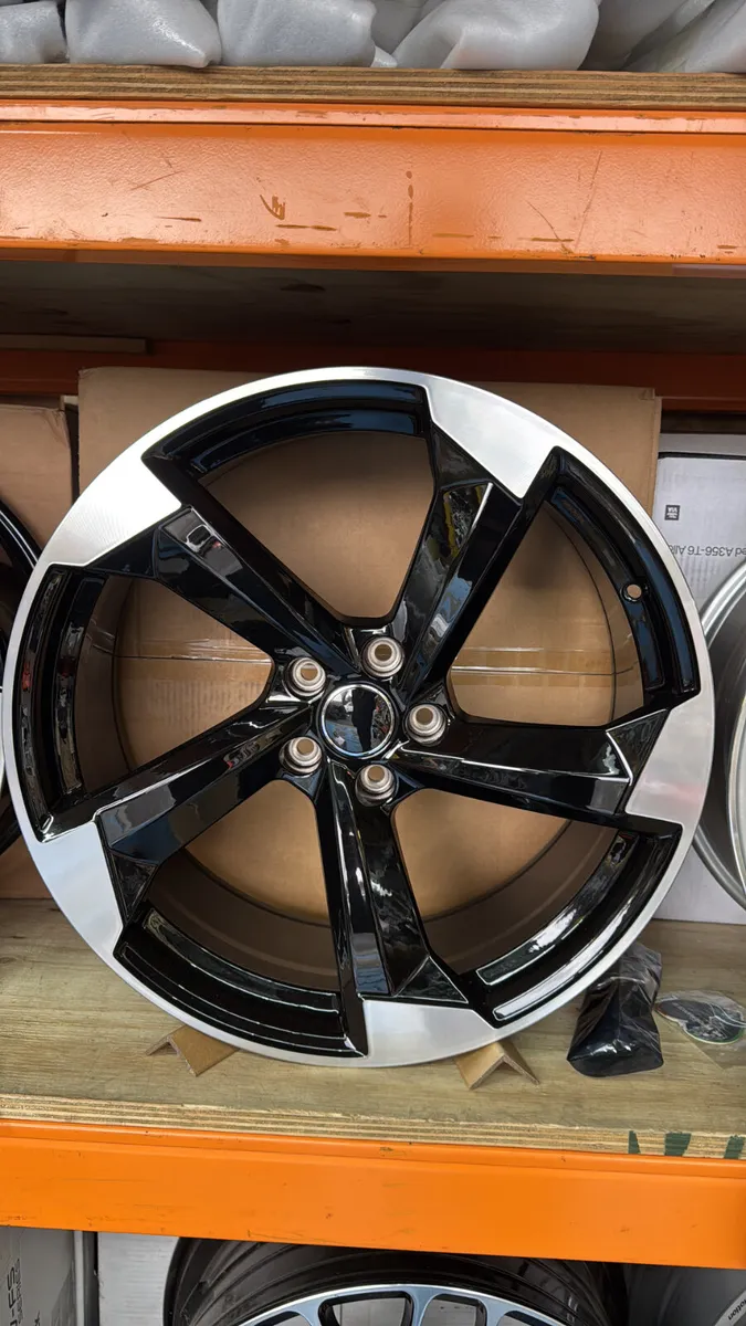 20” ttrZ 5x112 alloys and tyres