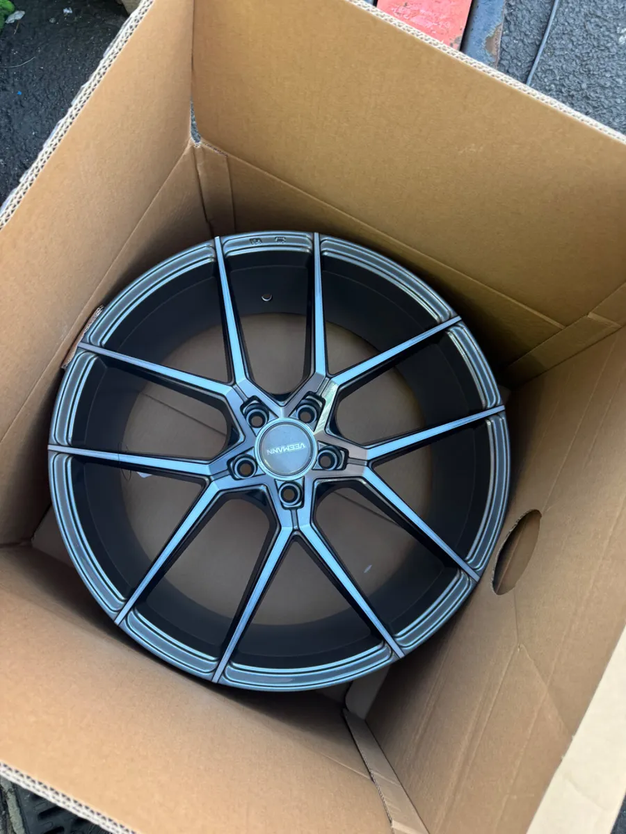 20” veemann Vfs39 gloss graffite 5x112