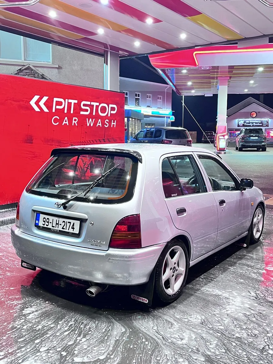 Toyota starlet - Image 2