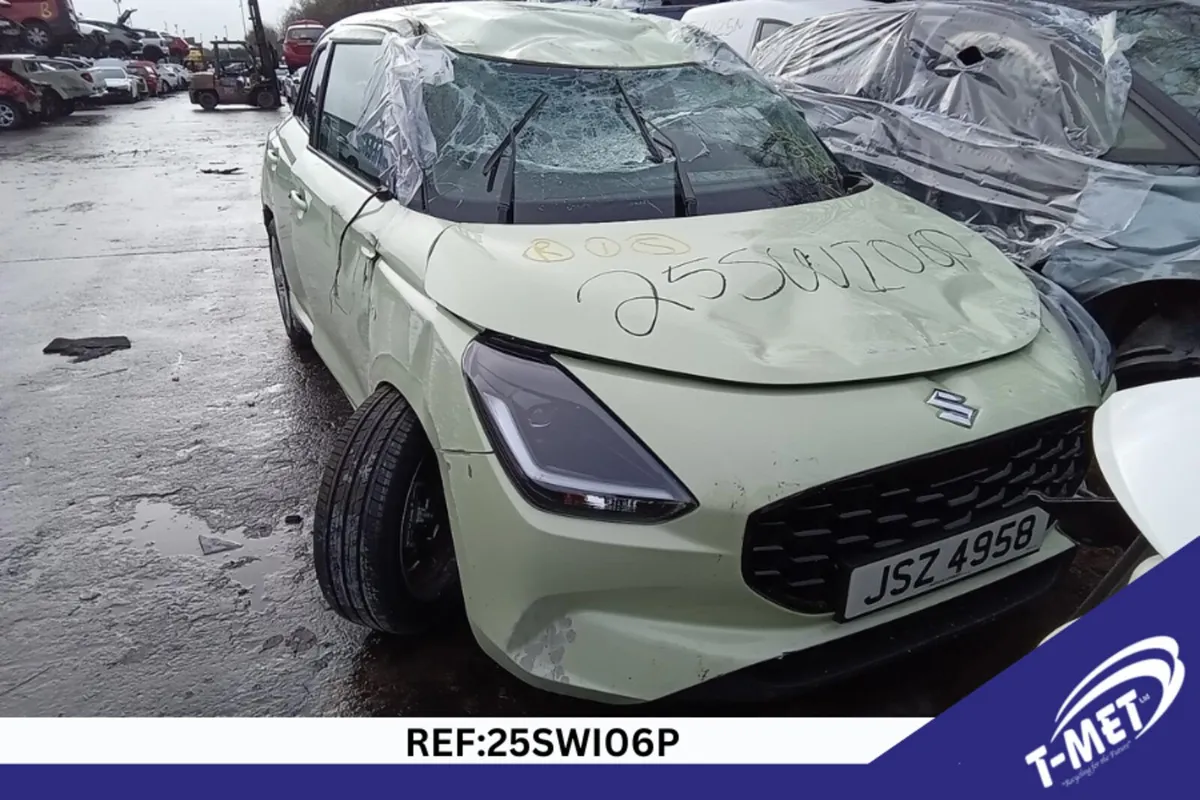 2025 SUZUKI SWIFT BREAKING FOR PARTS - Image 2