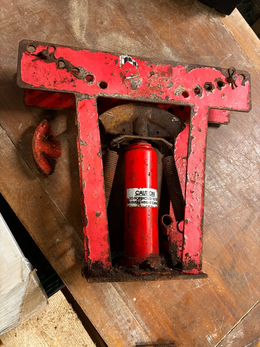 Pipe benders - Image 1