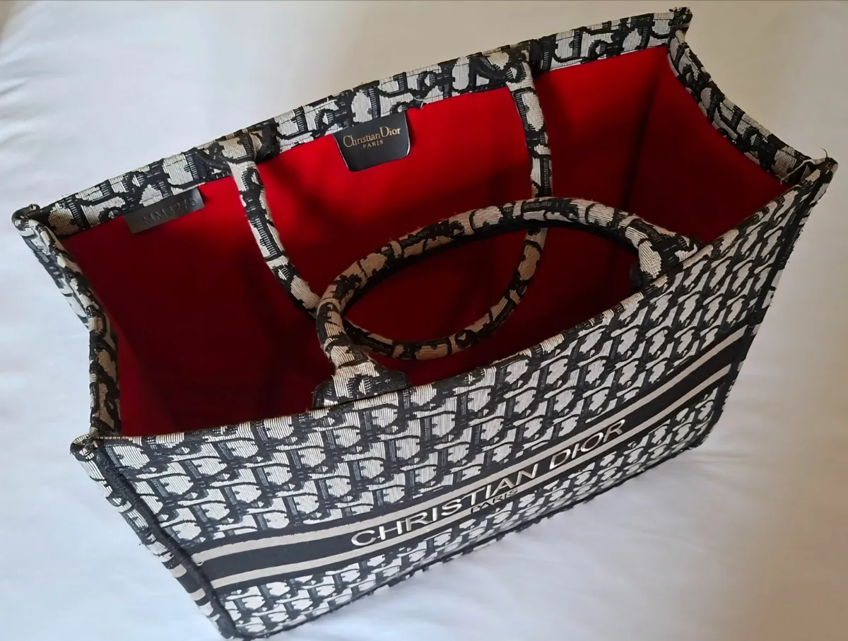 Women's handbags, 3 handbags in good condition, - Image 3