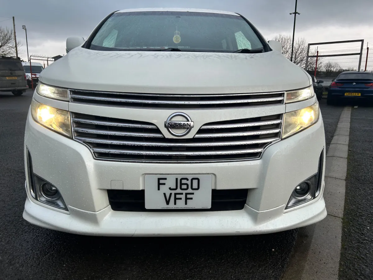 2011 Nissan Elgrand - Image 3