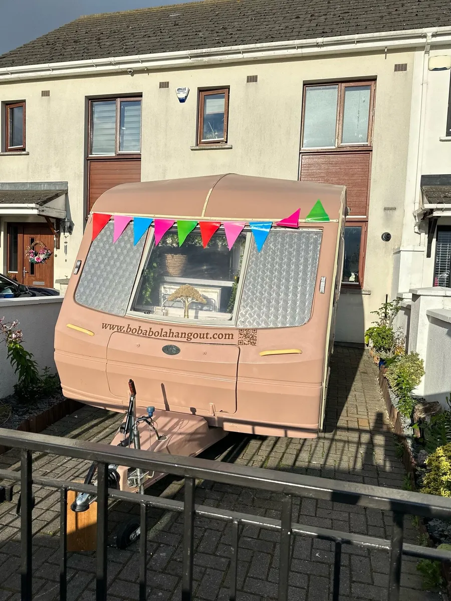 Food truck - Image 1