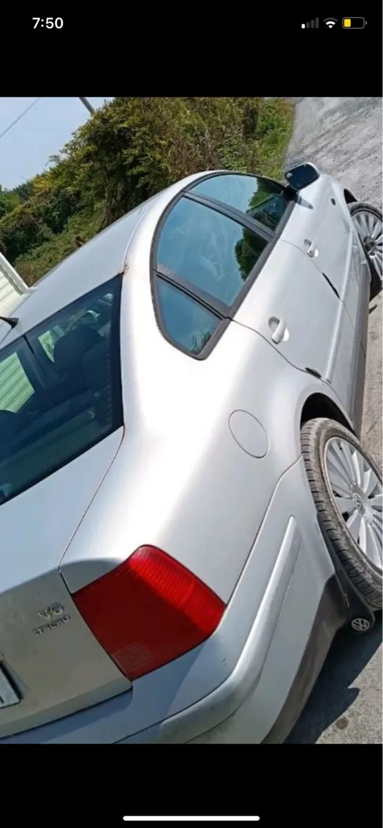 Super rare Passat 4wd model V5 2.3 manuel - Image 2