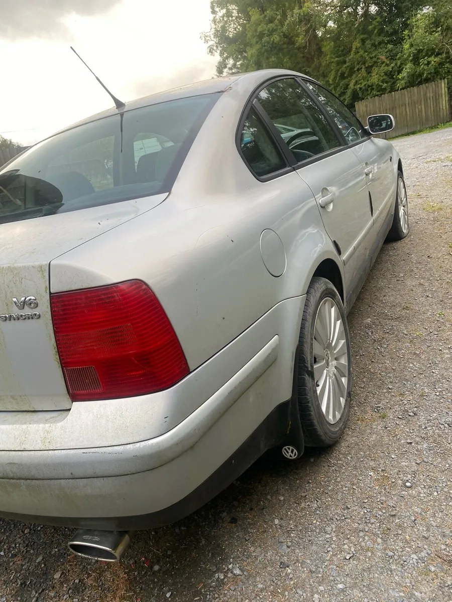 Super rare Passat 4wd model V5 2.3 manuel - Image 1