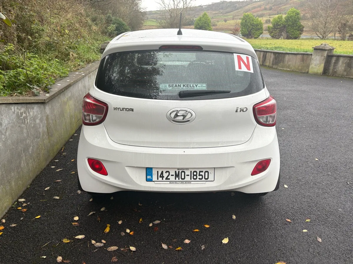 Hyundai i10 immaculate - Image 1