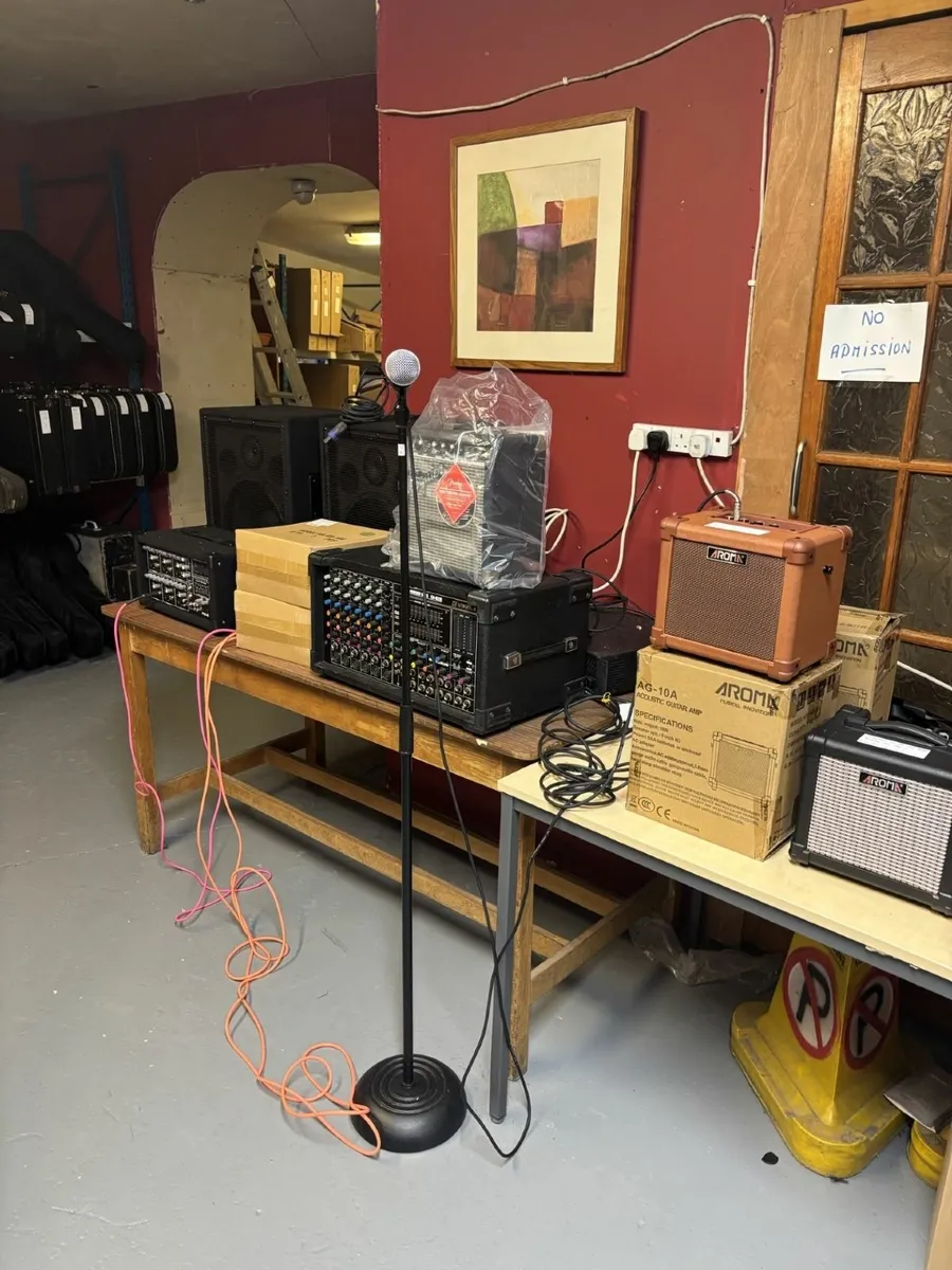 Guitar Cases, Music Stands and Amps - Image 2