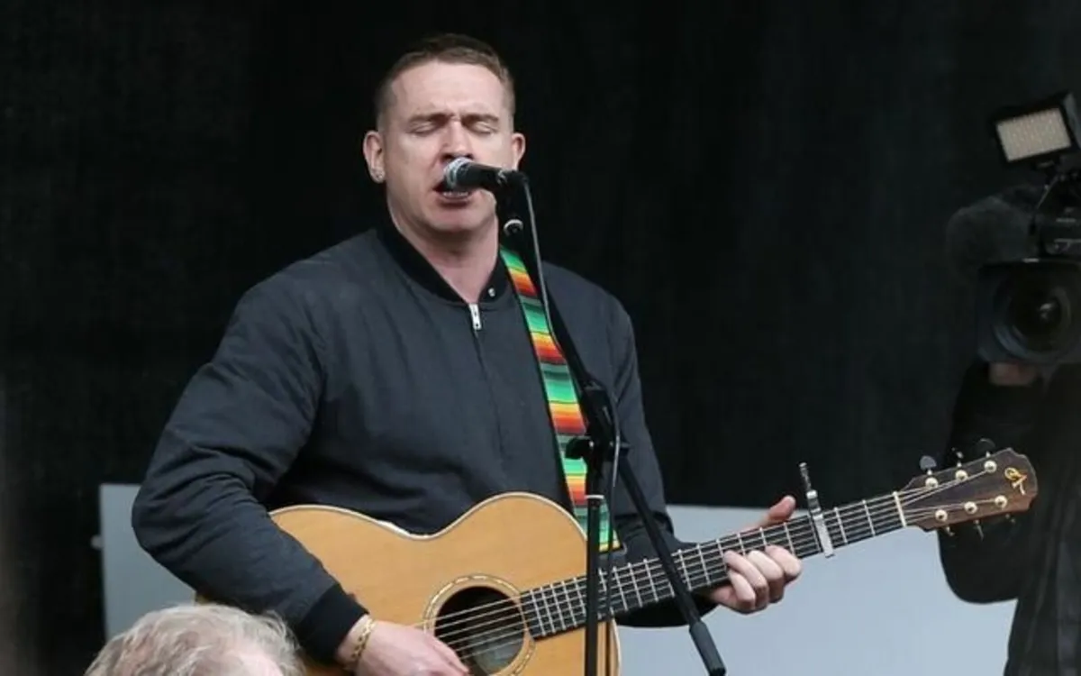 Christy Moore Tickets - Image 3