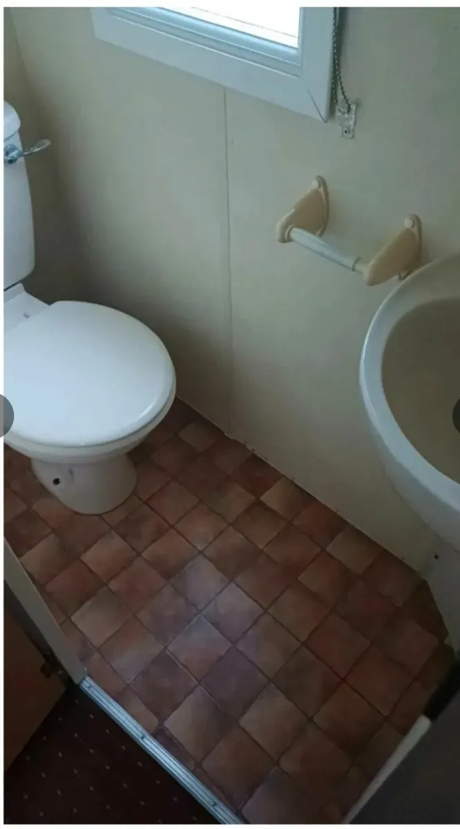 Mobile Home - Image 2