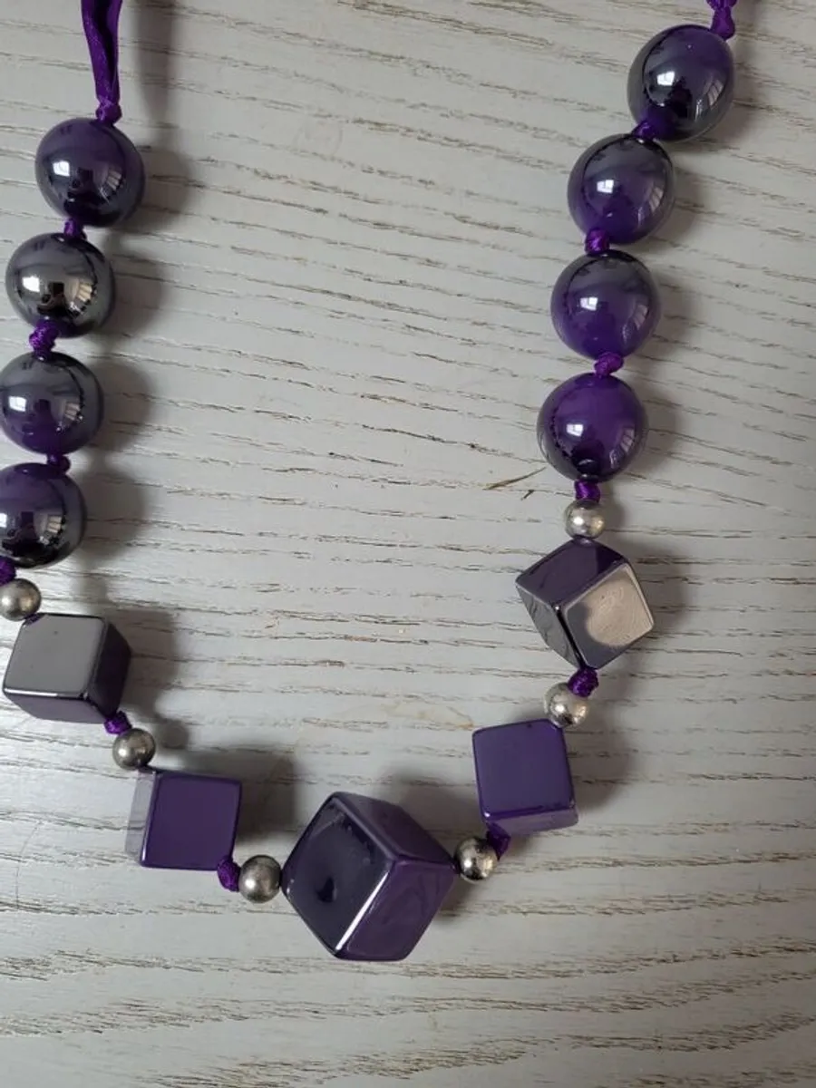 Beautiful Necklace - Image 4