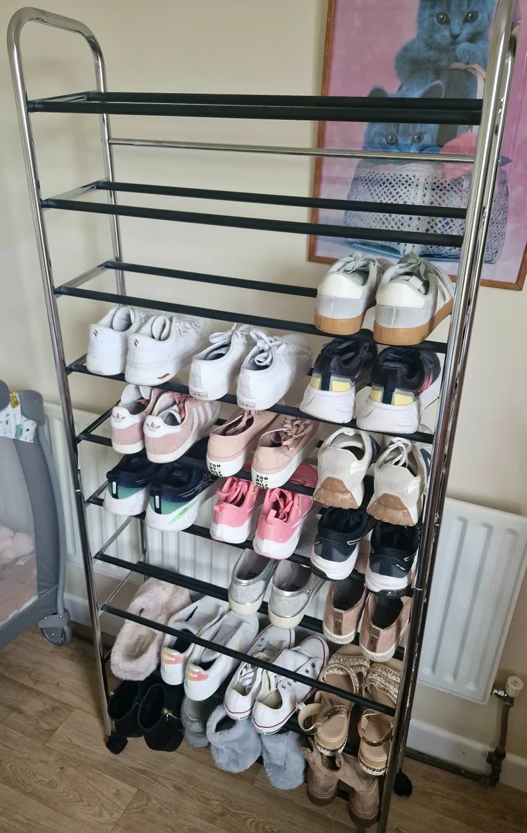 Shoe rack - Image 1