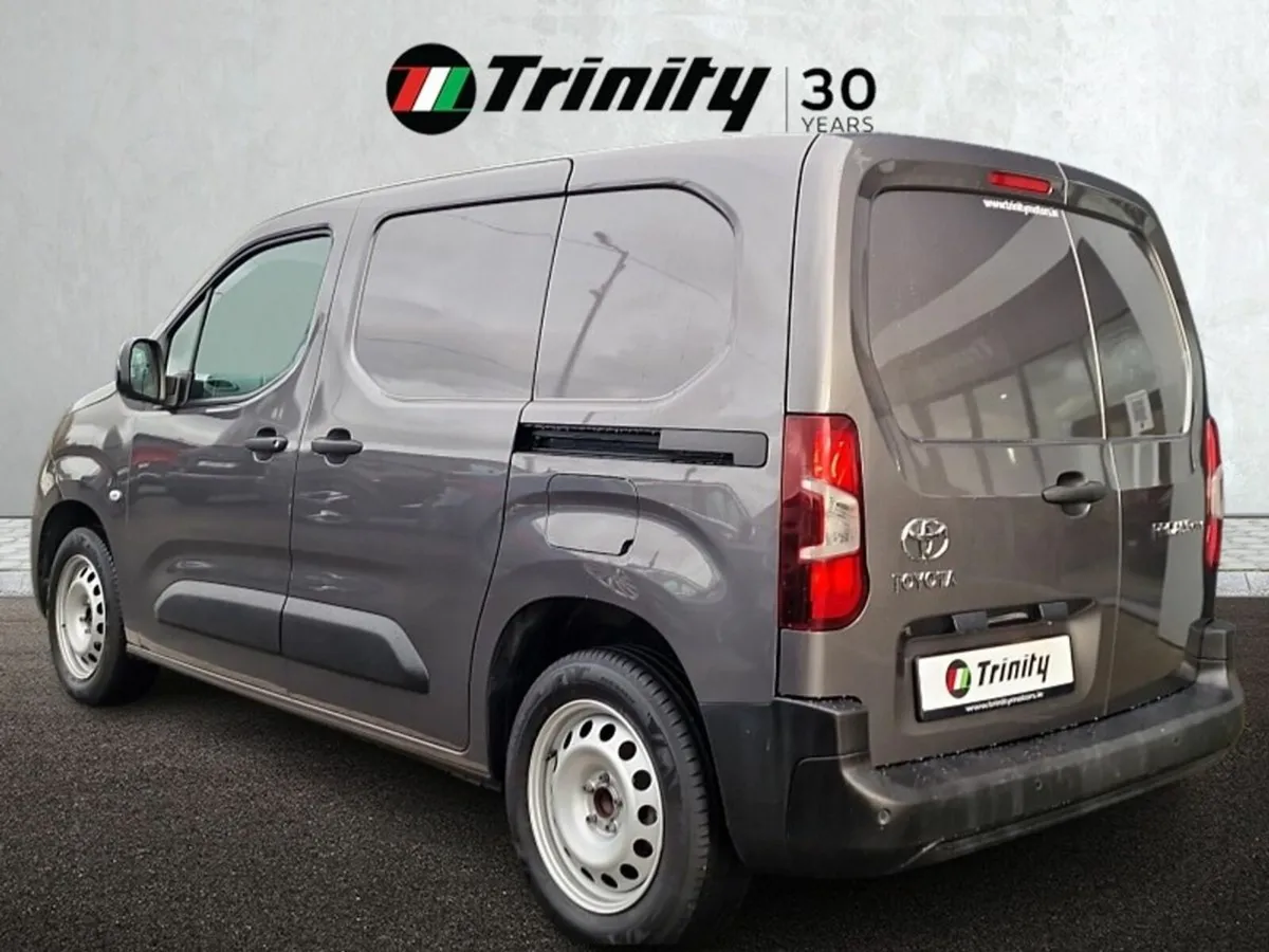Toyota Proace ** PROACE CITY ** 1.5 GX SWB ** TRIN - Image 3