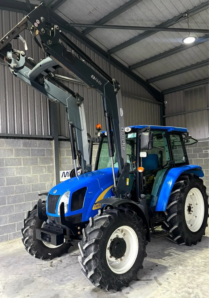 2012 NEW HOLLAND T5070 c/w QUICKE Q46 - Image 2