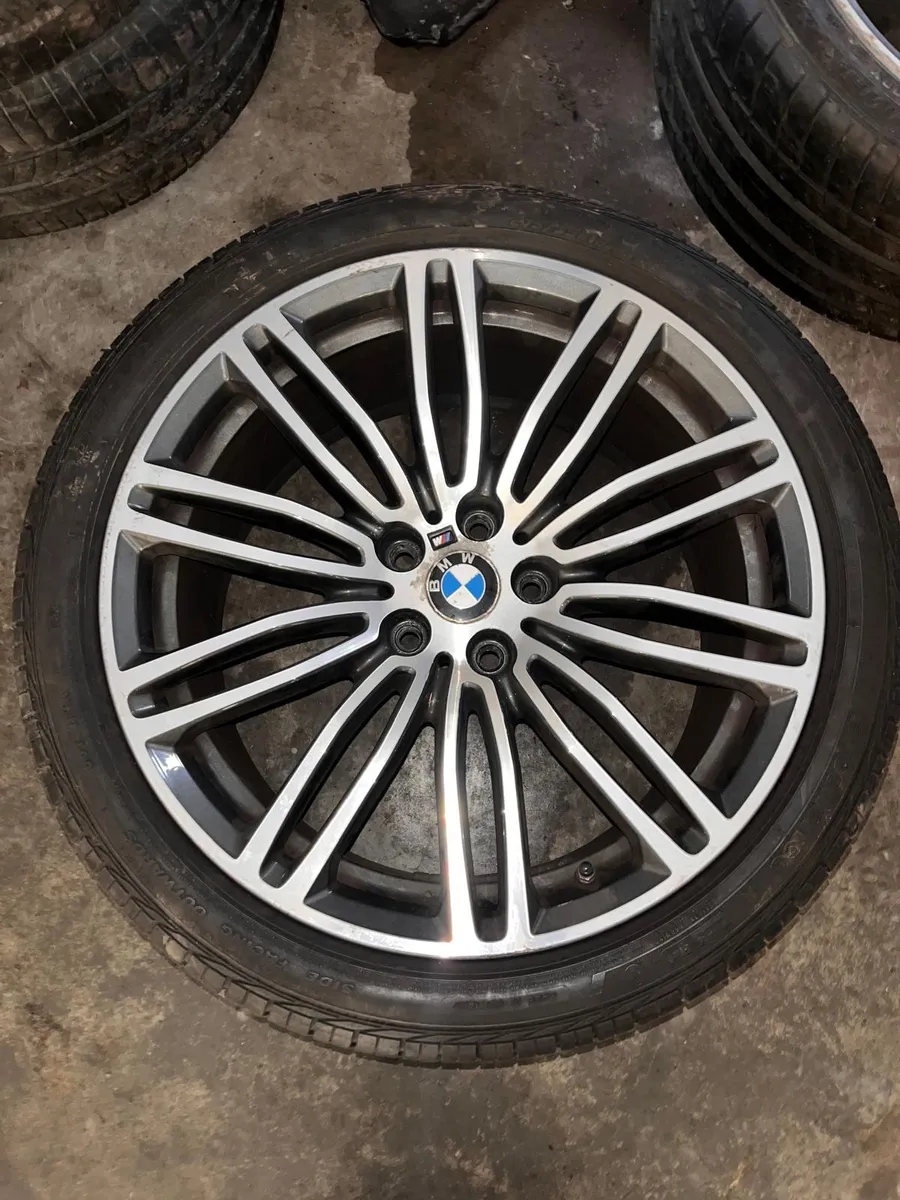 Bmw alloys - Image 1