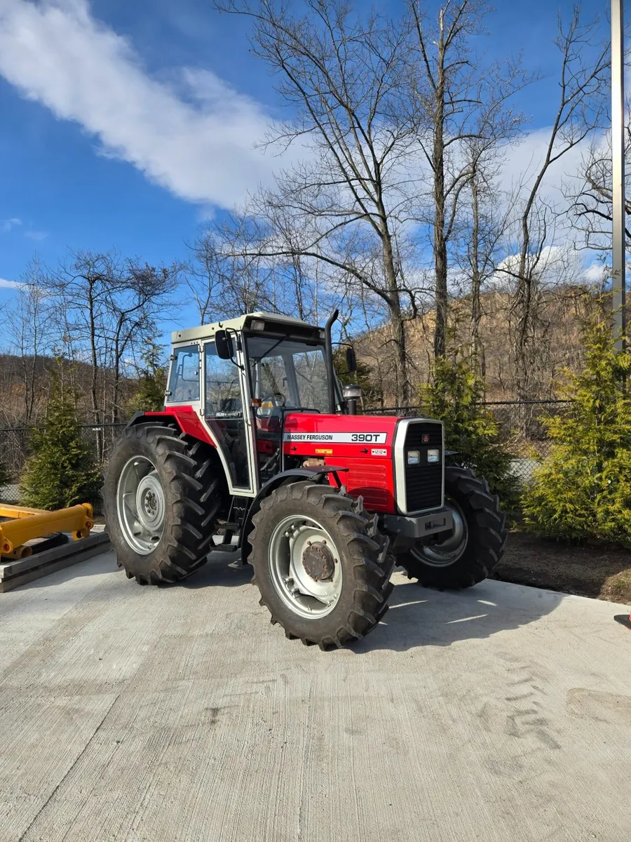 Massey Ferguson 390 1993 - Image 1