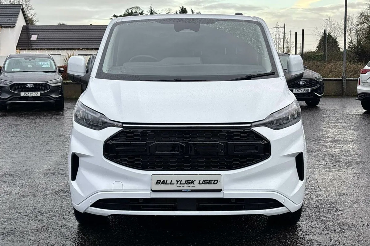 Ford Transit Custom 2.0 320 EcoBlue Limited Crew V - Image 4