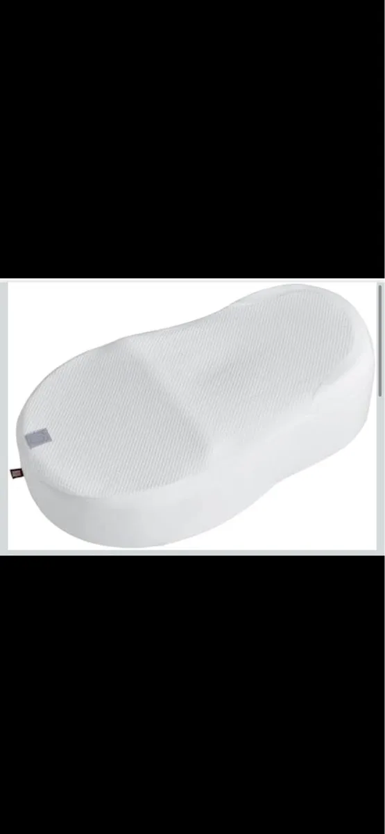 Baby Cocoon / Nest - Image 1