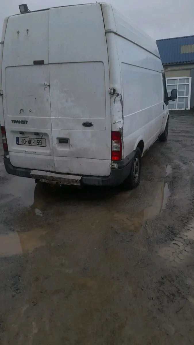 Transit van - Image 3