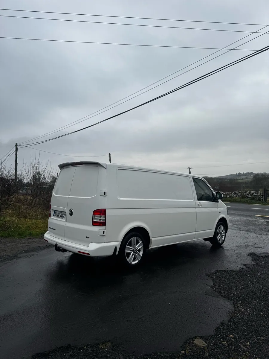 Volkswagen transporter - Image 4