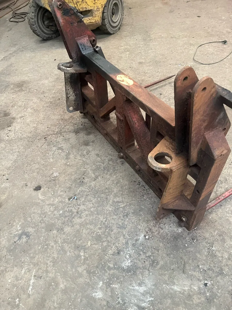 Bale spike pin and cone - Image 1