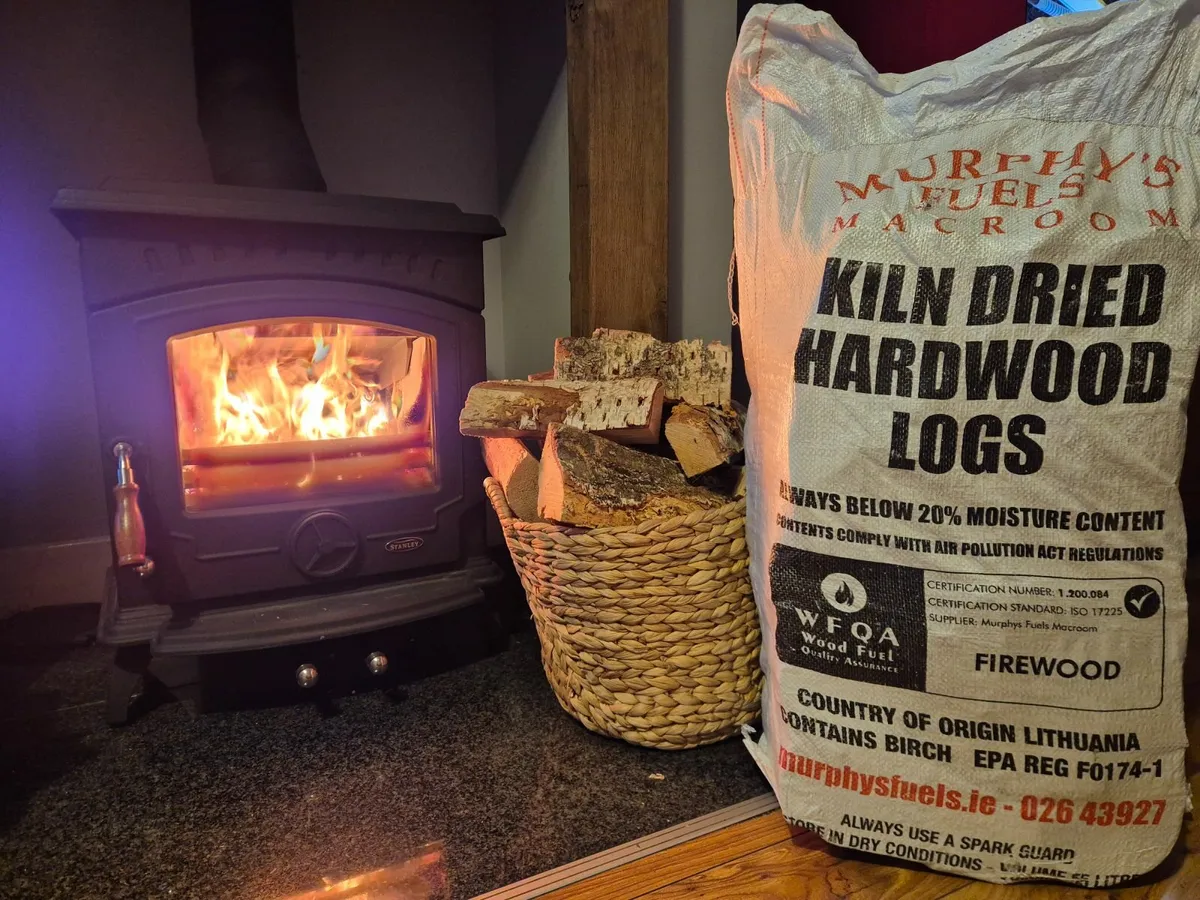 Kiln Dried Birch Hardwood Logs 22kg Free Delivery! - Image 1