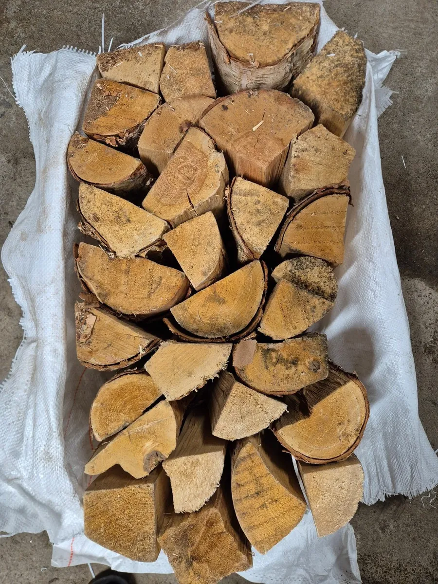 Kiln Dried Birch Hardwood Logs 22kg Free Delivery! - Image 3