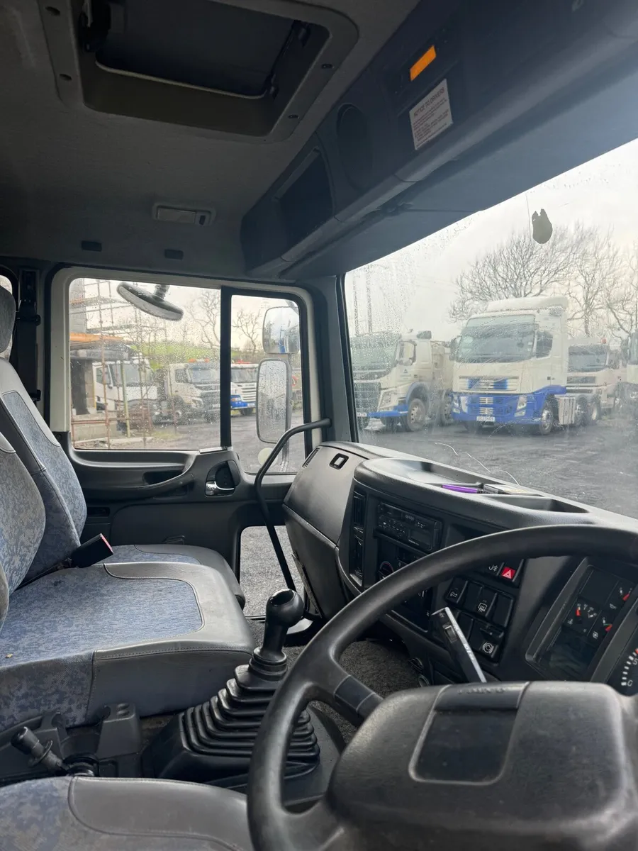 Vovo fl6 tipper lorry 8 studs - Image 4