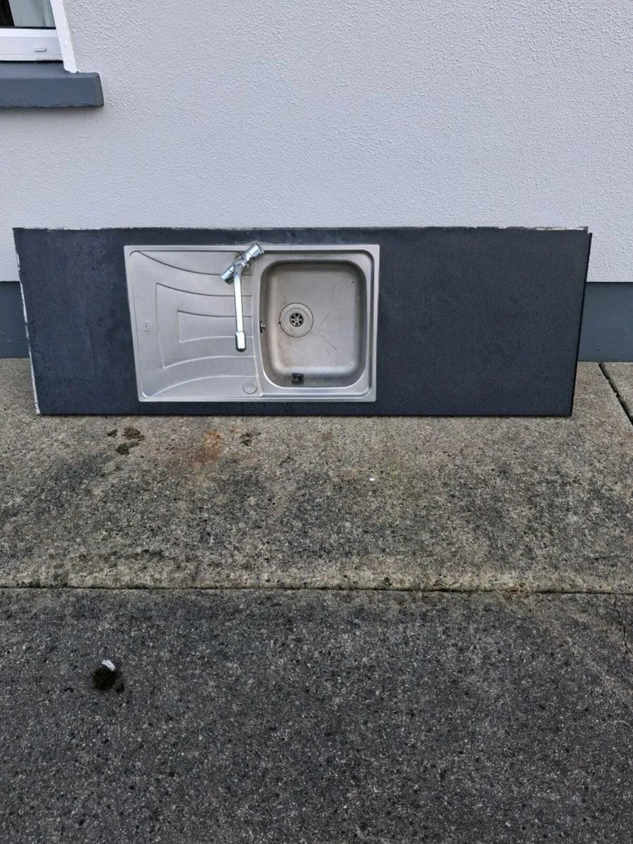 Meal bags. Sink and counter top - Image 2