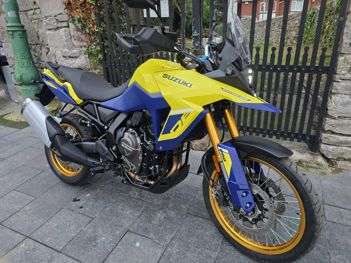 2023 SUZUKI DL800 DE VSTROM MOTO4U - Image 1