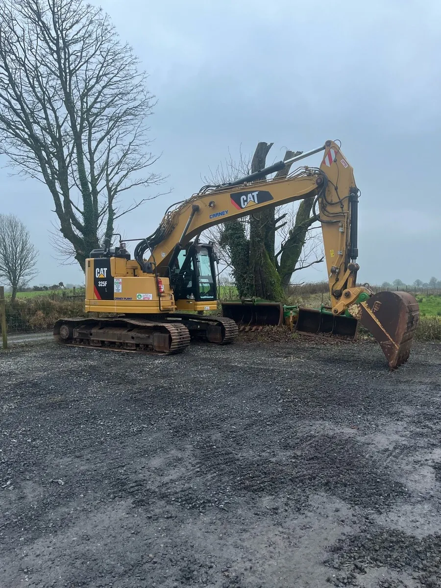 Caterpillar - Image 3