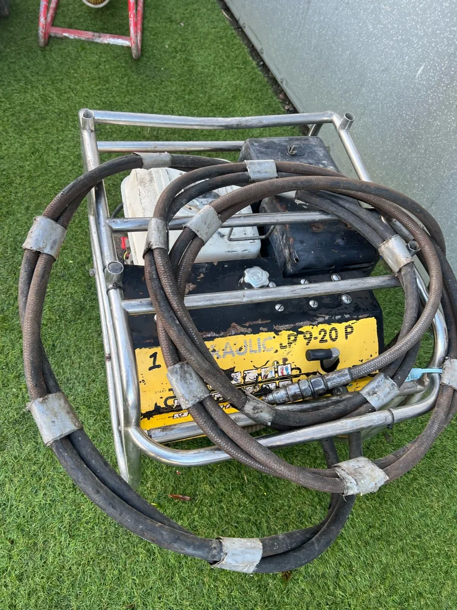 Log Splitter Hydraulic power pack Atlas Copco - Image 1