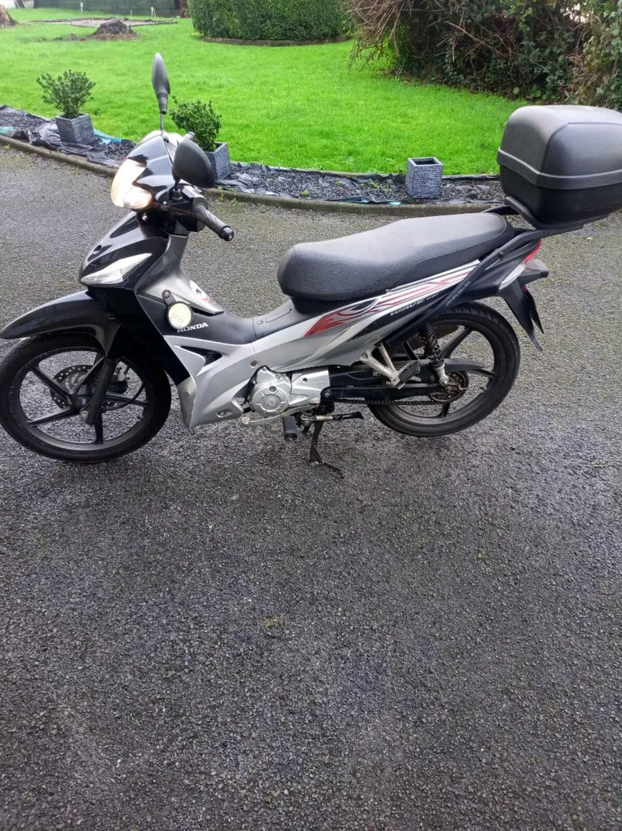 Honda Wave 110 - Image 1