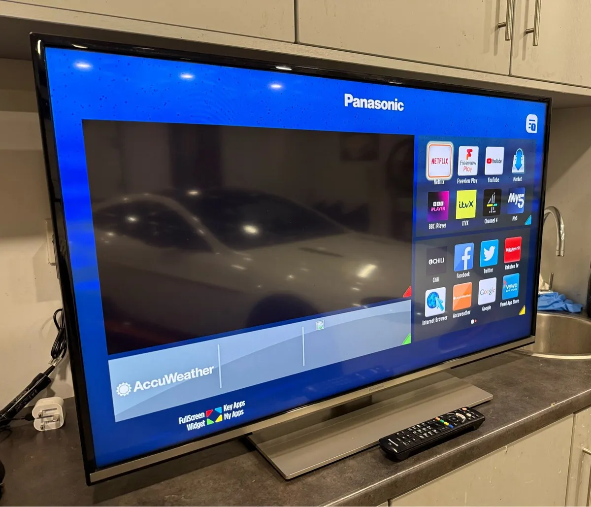 43” Panasonic Smart TV - Image 2