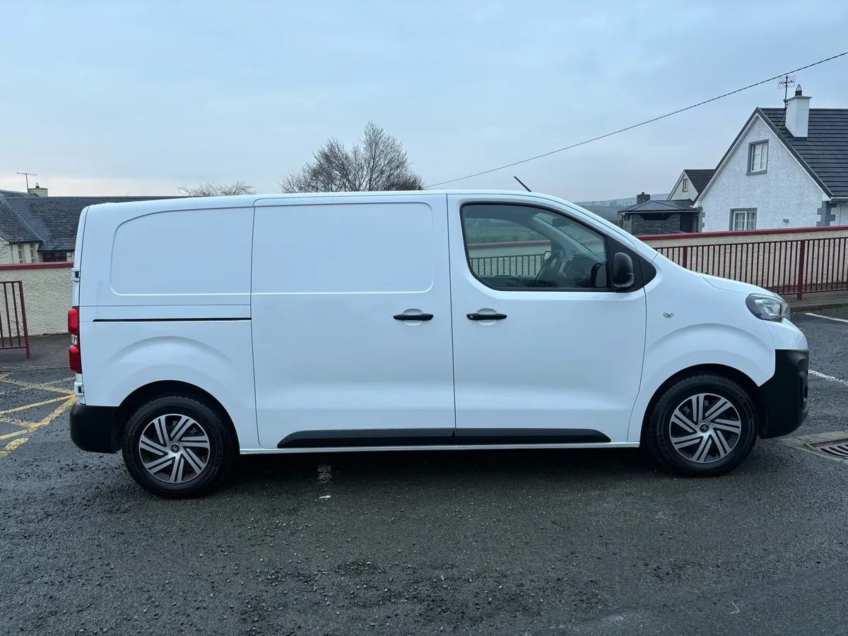 2021 (212) PEUGEOT EXPERT PROFESSIONAL - Image 2