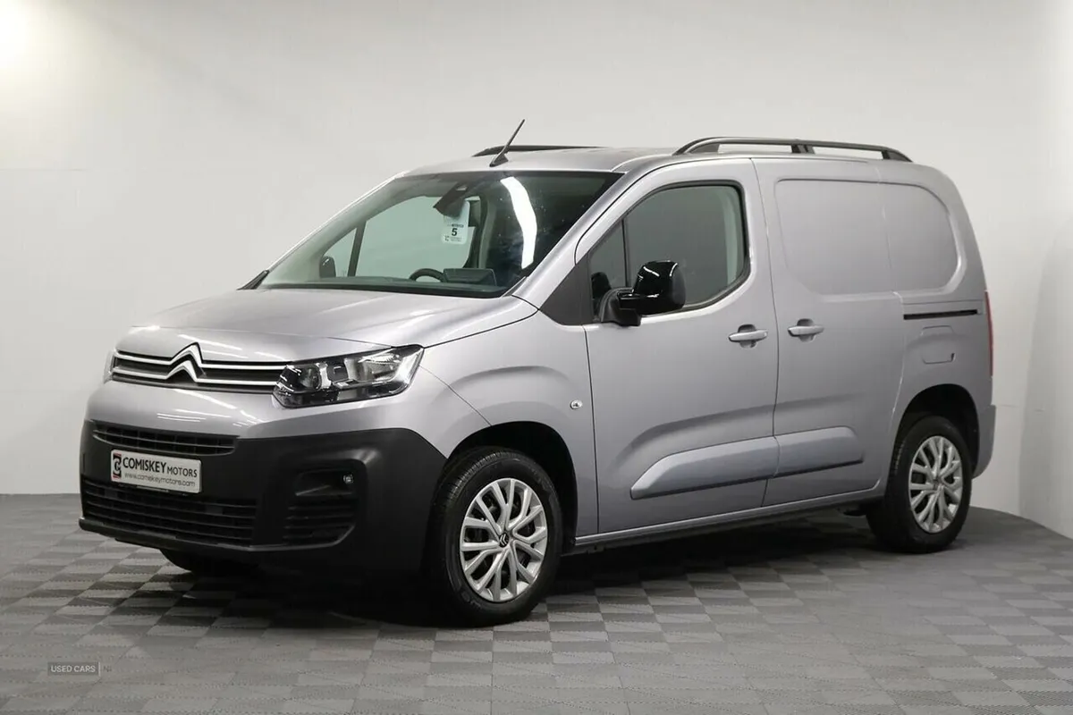 Citroen Berlingo BlueHDi 1000 Driver Edition M - Image 3